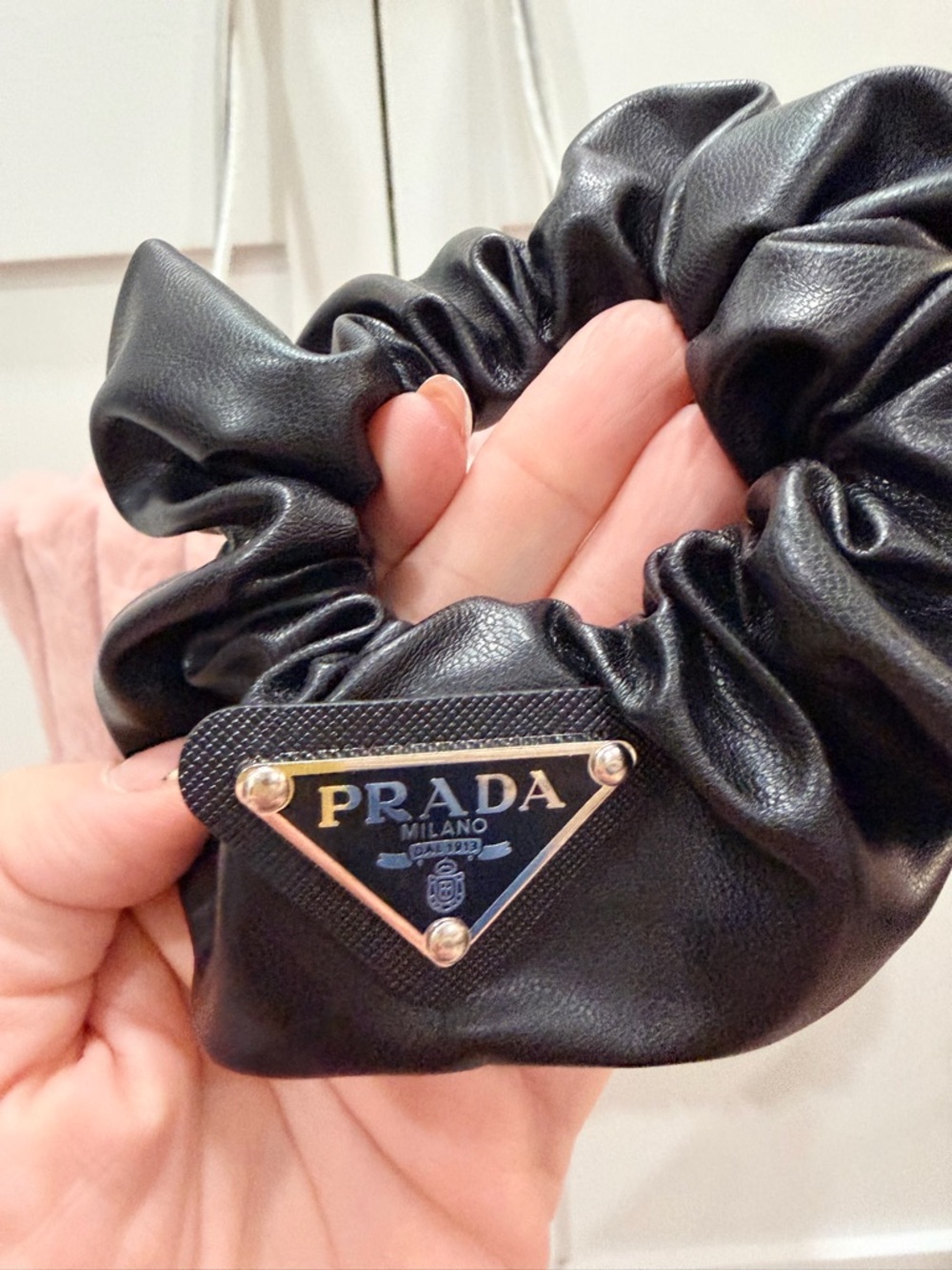 Prada VIPBeauty Faux Fur Handbag - NIB + Novelty Scrunchie - Picture 8 of 11